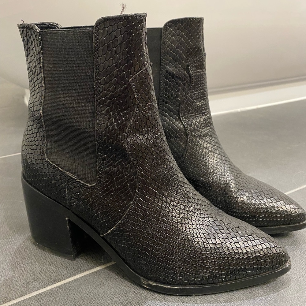 ASOS western style booties size 6